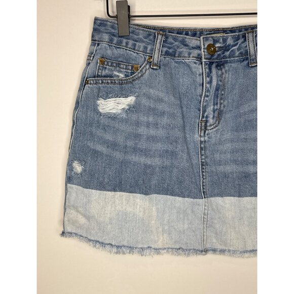 True Craft Skirt Womens Distressed Ripped Blue Denim Jean Mini Raw Hem Size 7 - Picture 2 of 11
